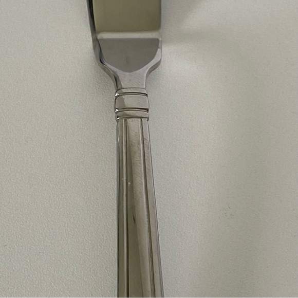 LReed & Barton Winterthur Swirl Master Butter Knife 18/8 Stainless Vintage 1998 - Picture 3 of 14